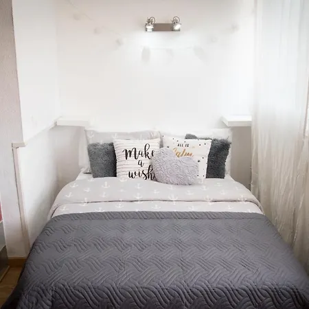 Apartment Orquidea 4 *